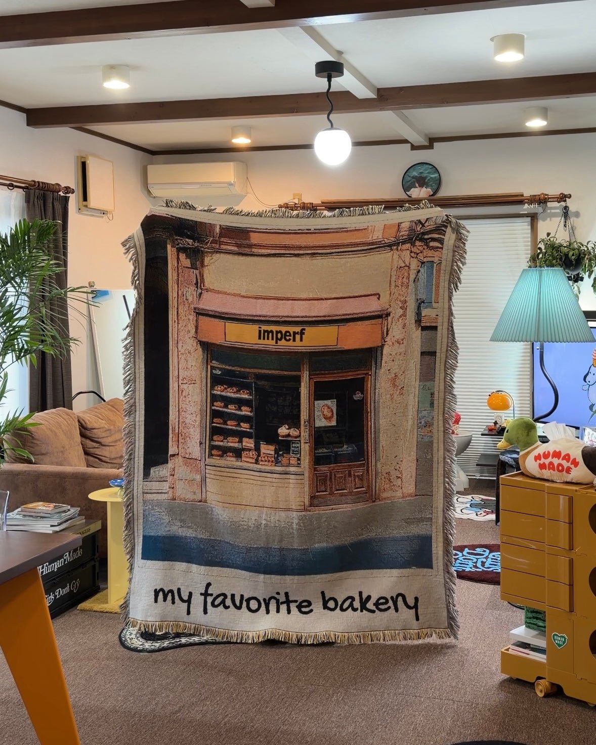 Bakery Throw Blanket : M