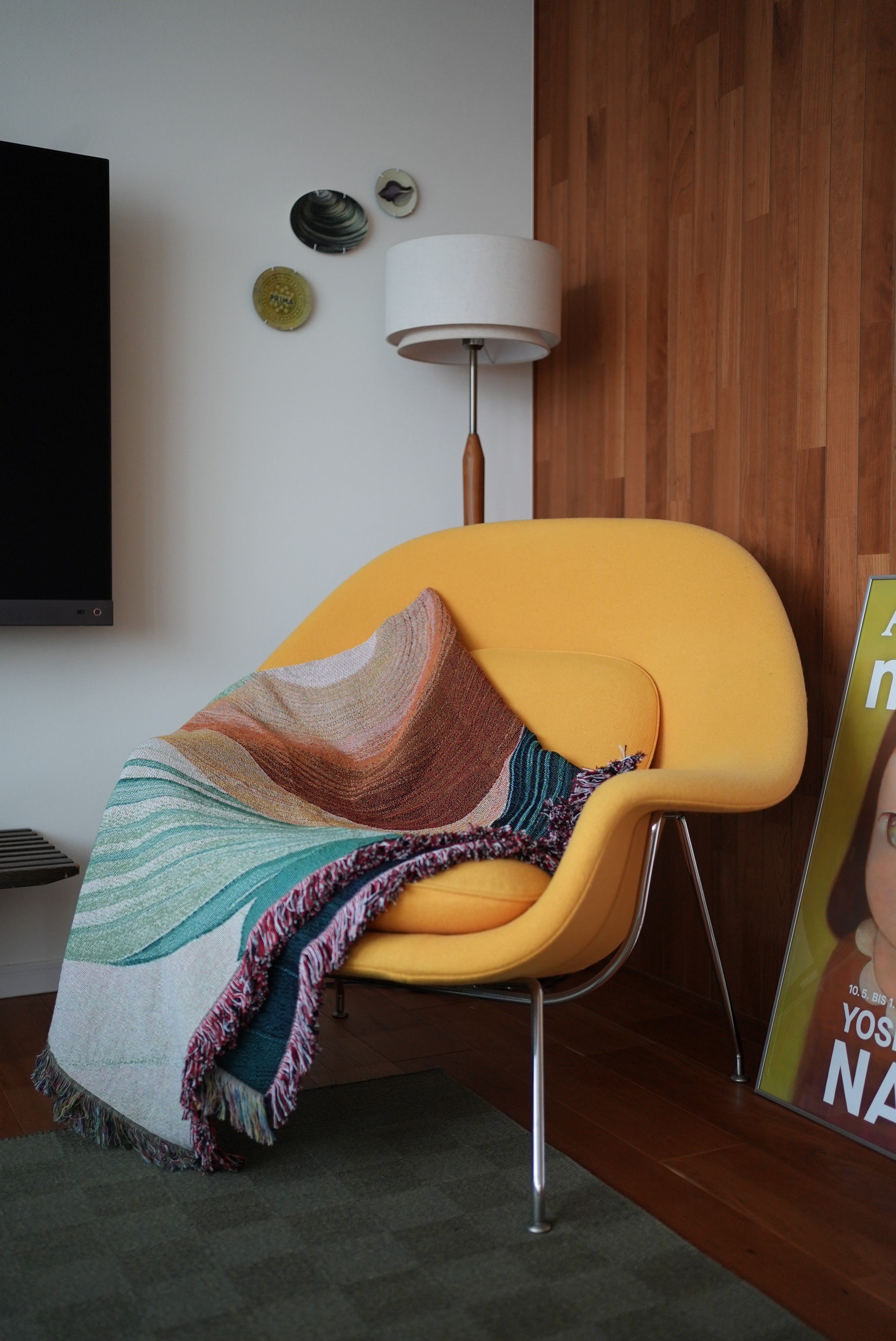 Fluid Spiral Throw Blanket : L