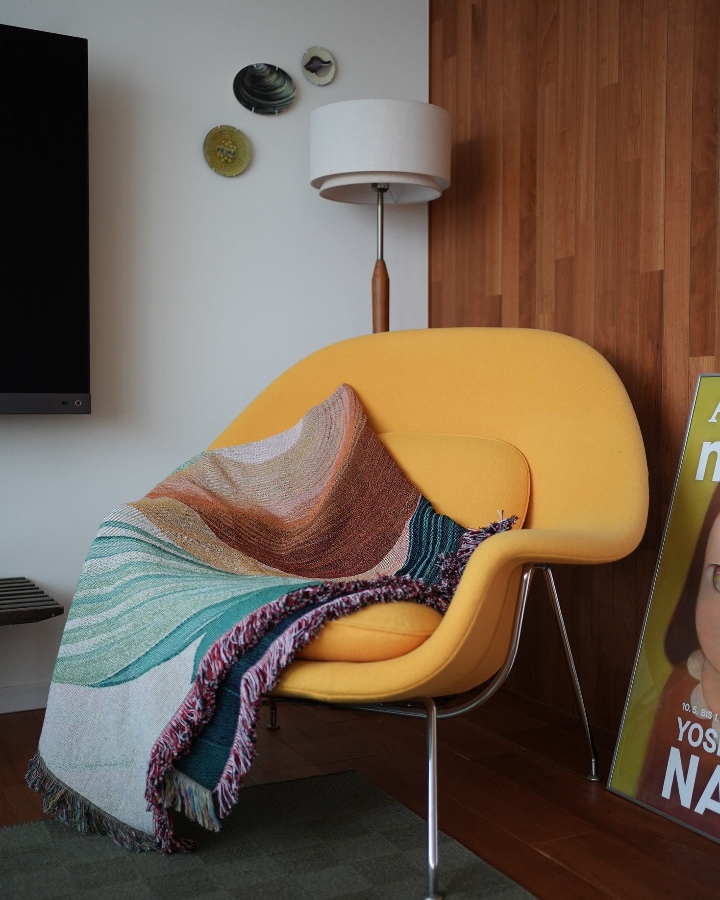 Fluid Spiral Throw Blanket : L