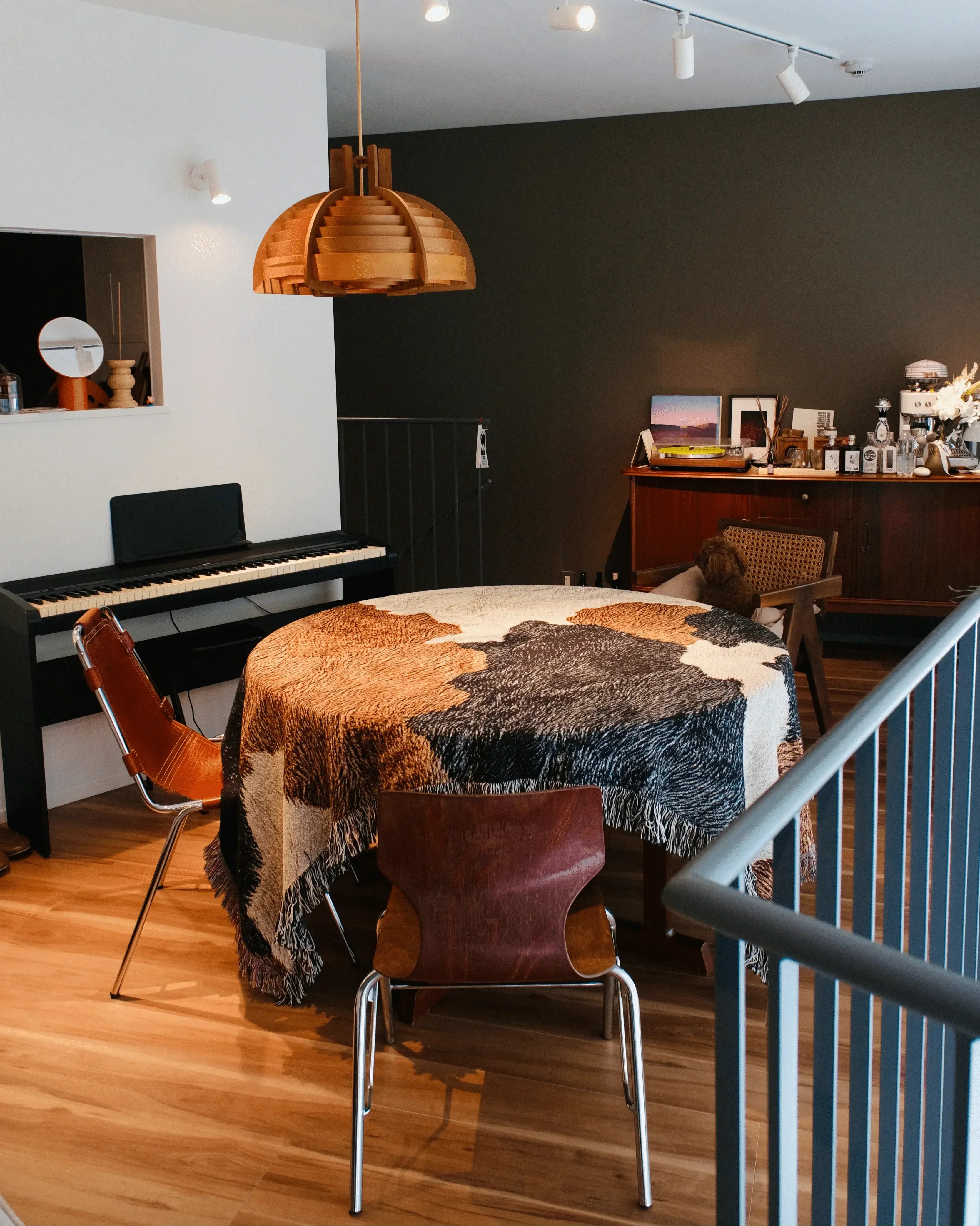 Cow Hide Throw Blanket : L