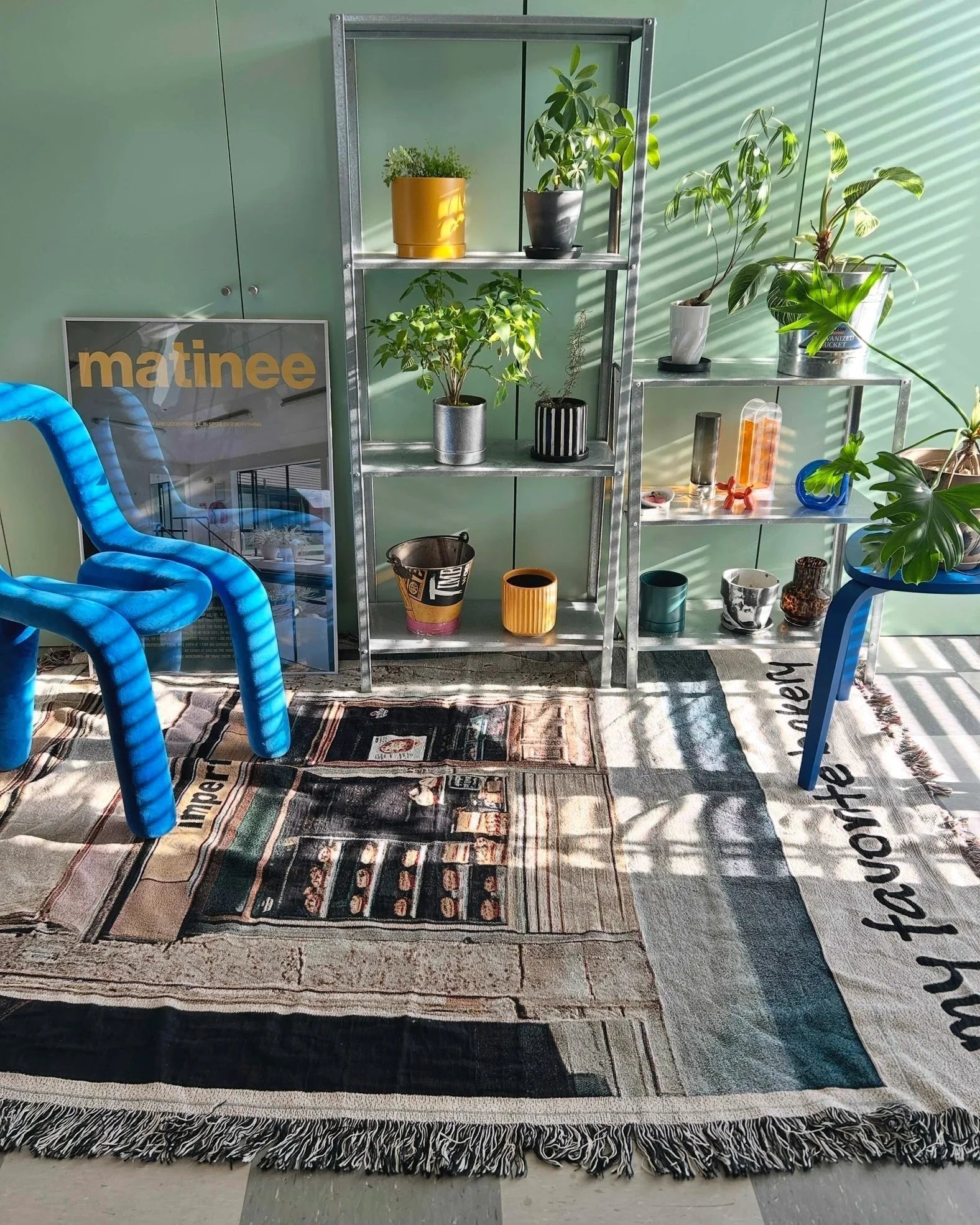 Bakery Throw Blanket : L