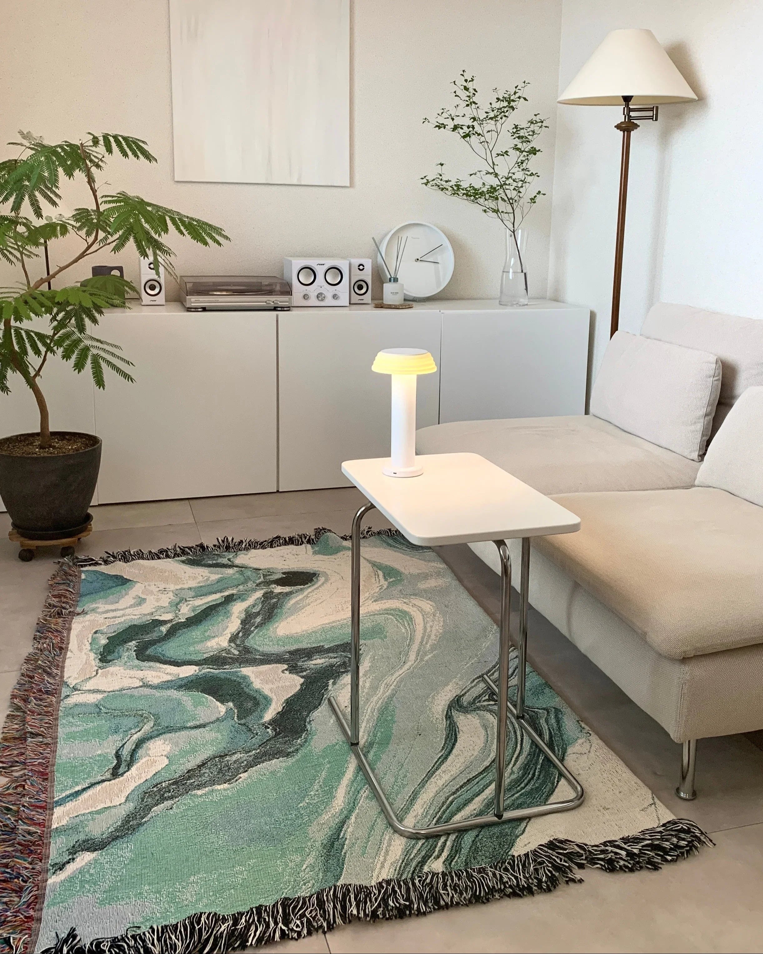 Sky Blue Flow Throw Blanket : L