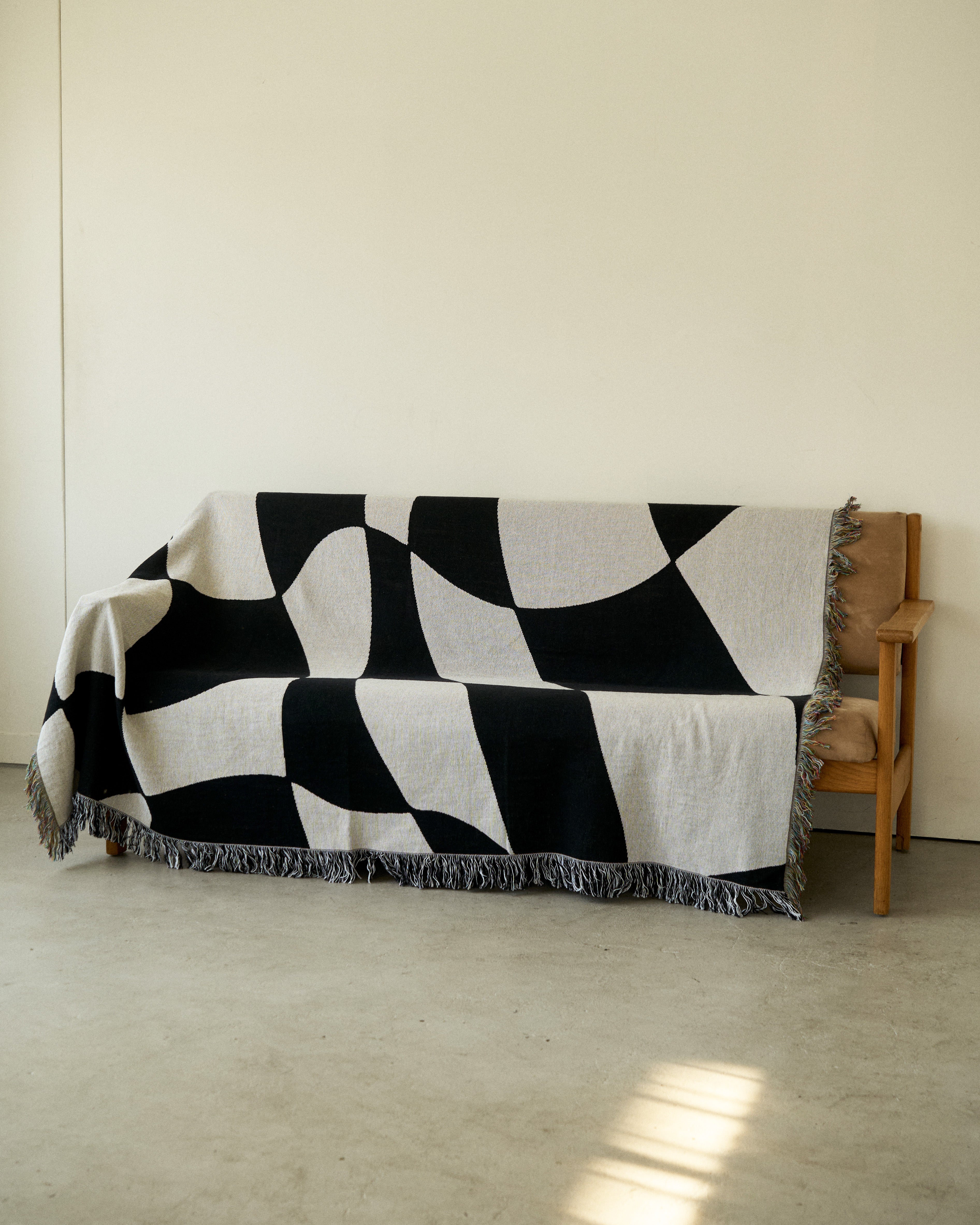 Distorted Check Throw Blanket : L