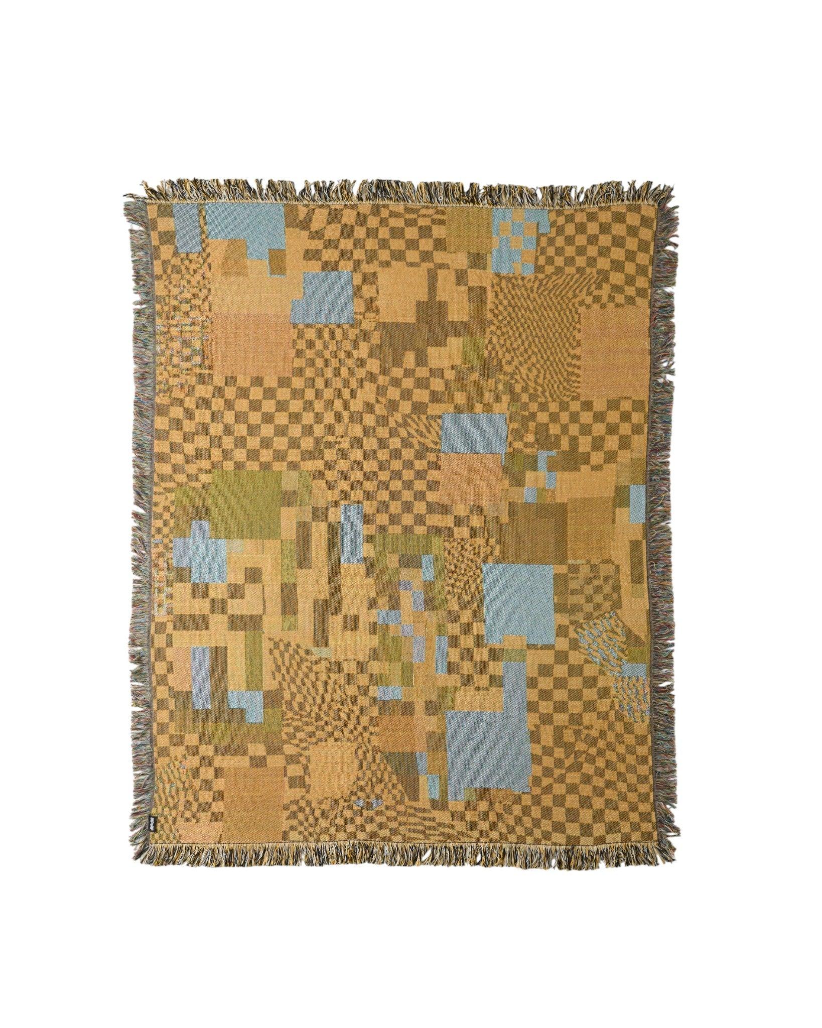 Glitch Throw Blanket : M