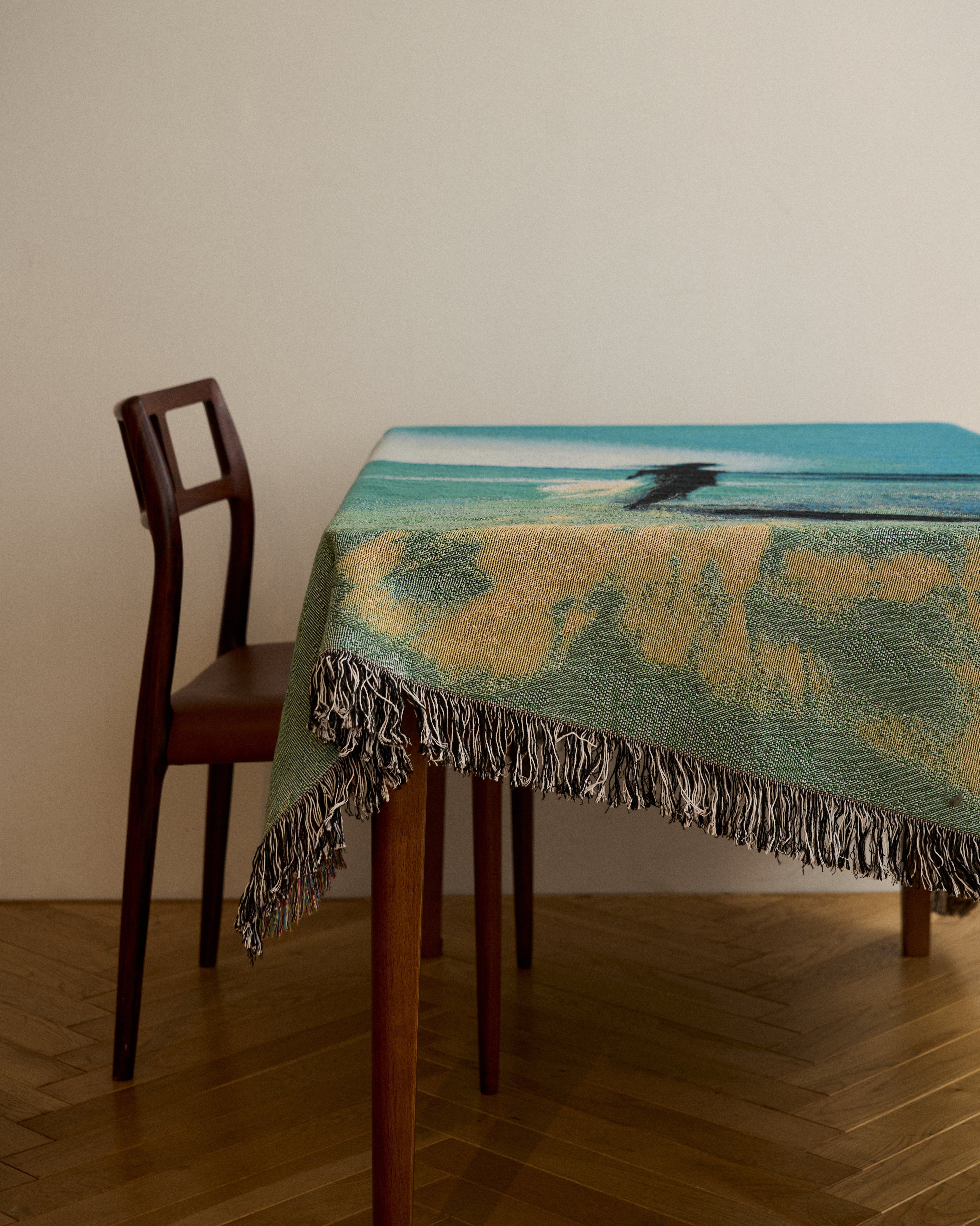 Ocean View Throw Blanket : M