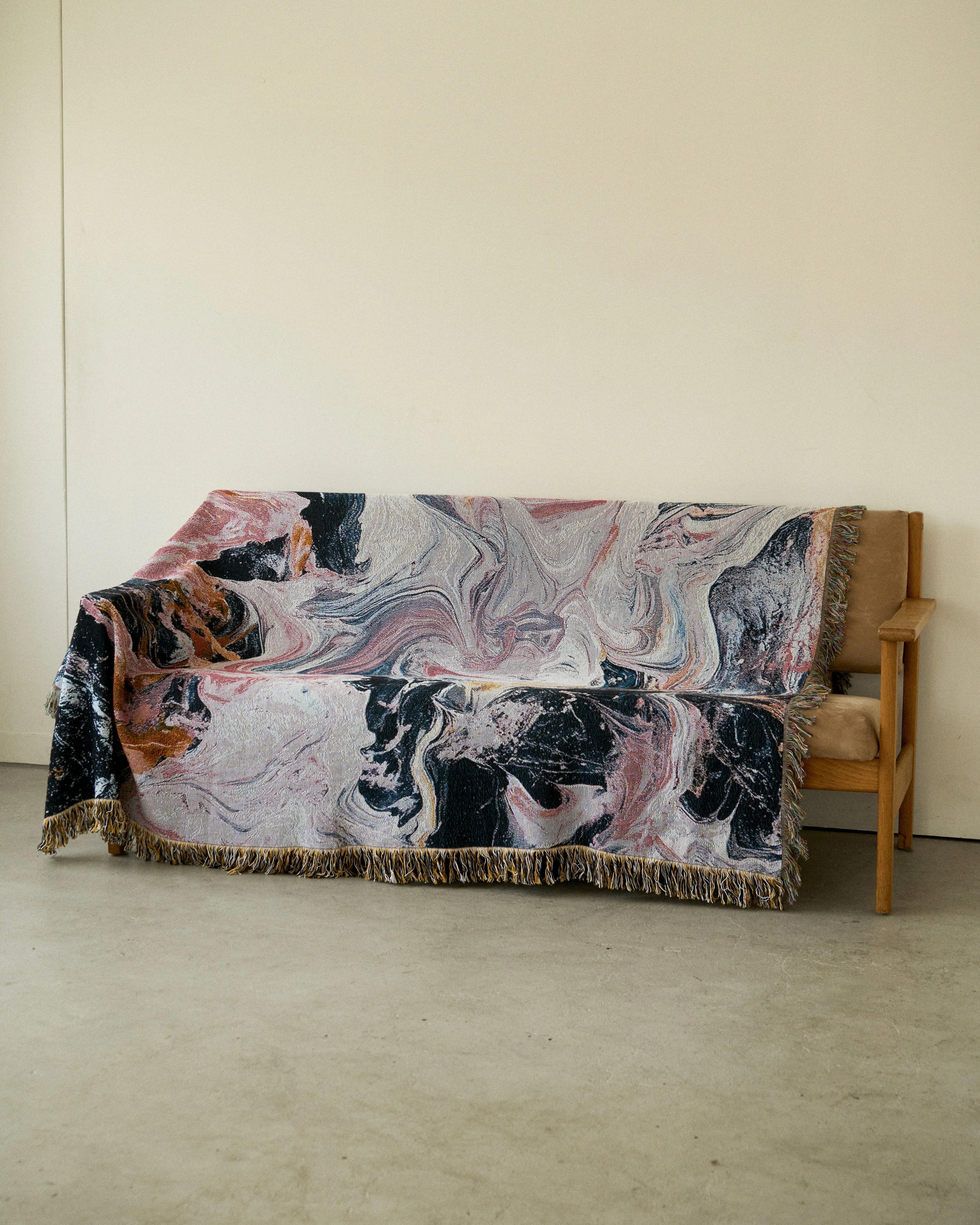 Pink Flow Throw Blanket : L