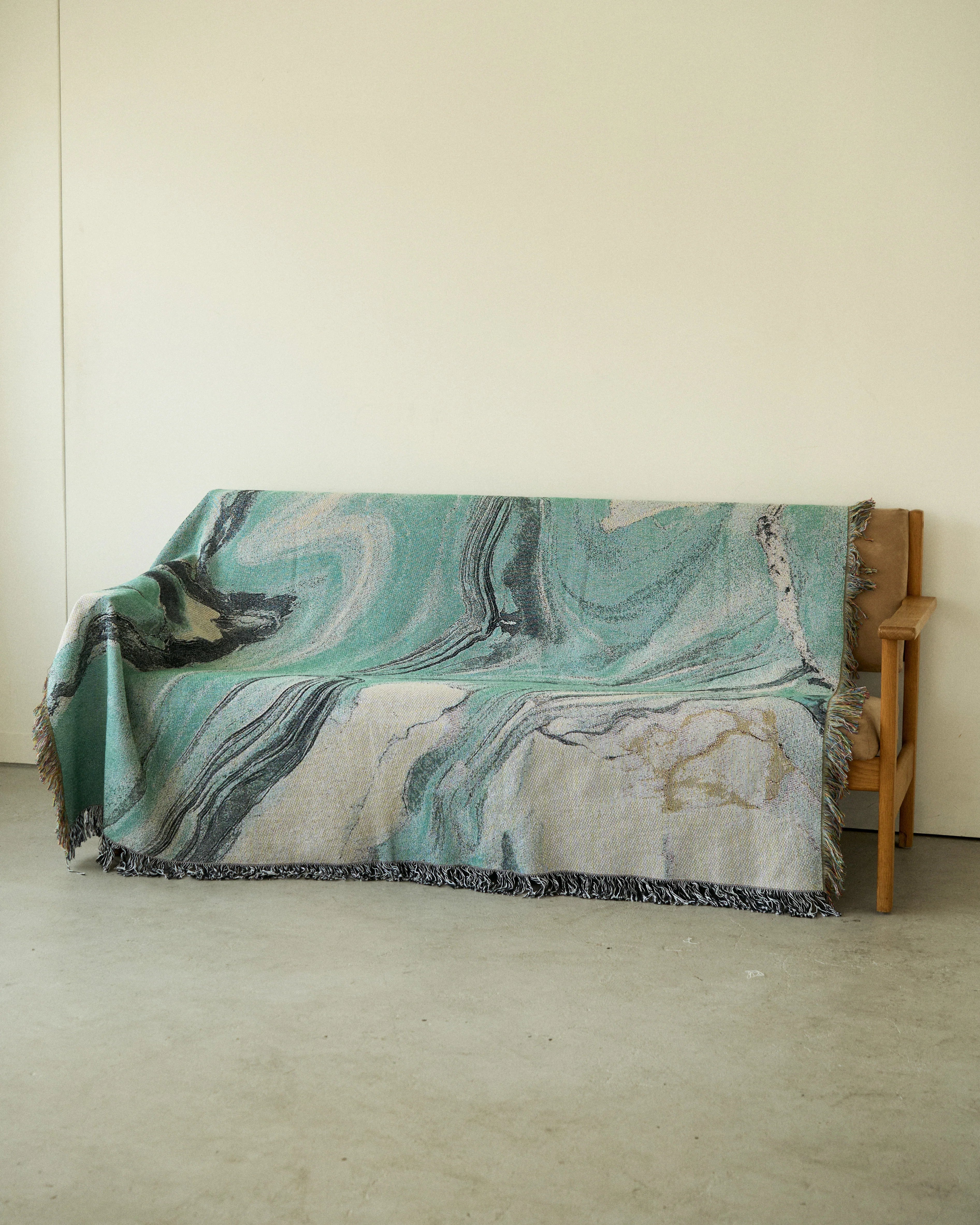 Sky Blue Flow Throw Blanket : L