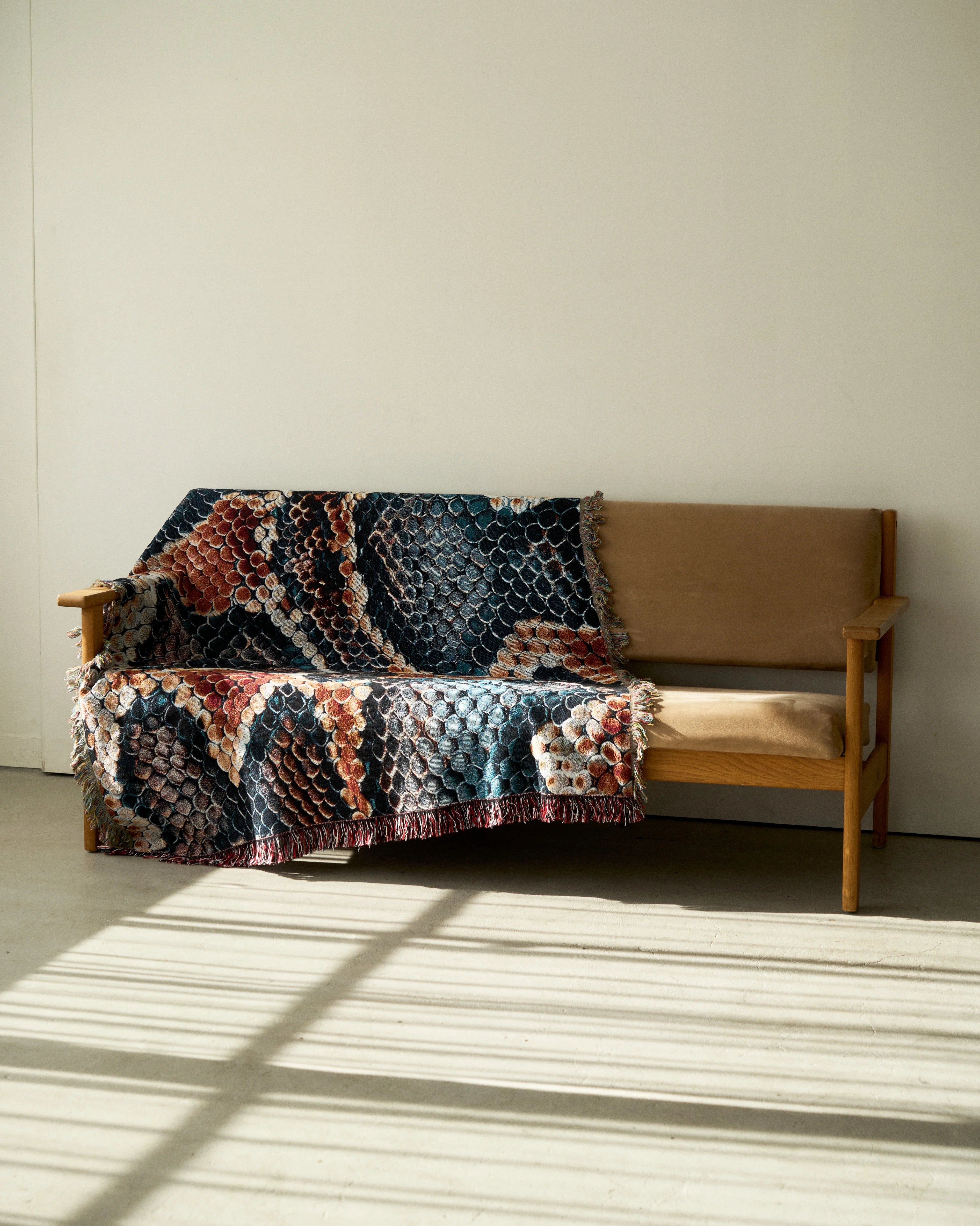 Snake Skin Throw Blanket : M