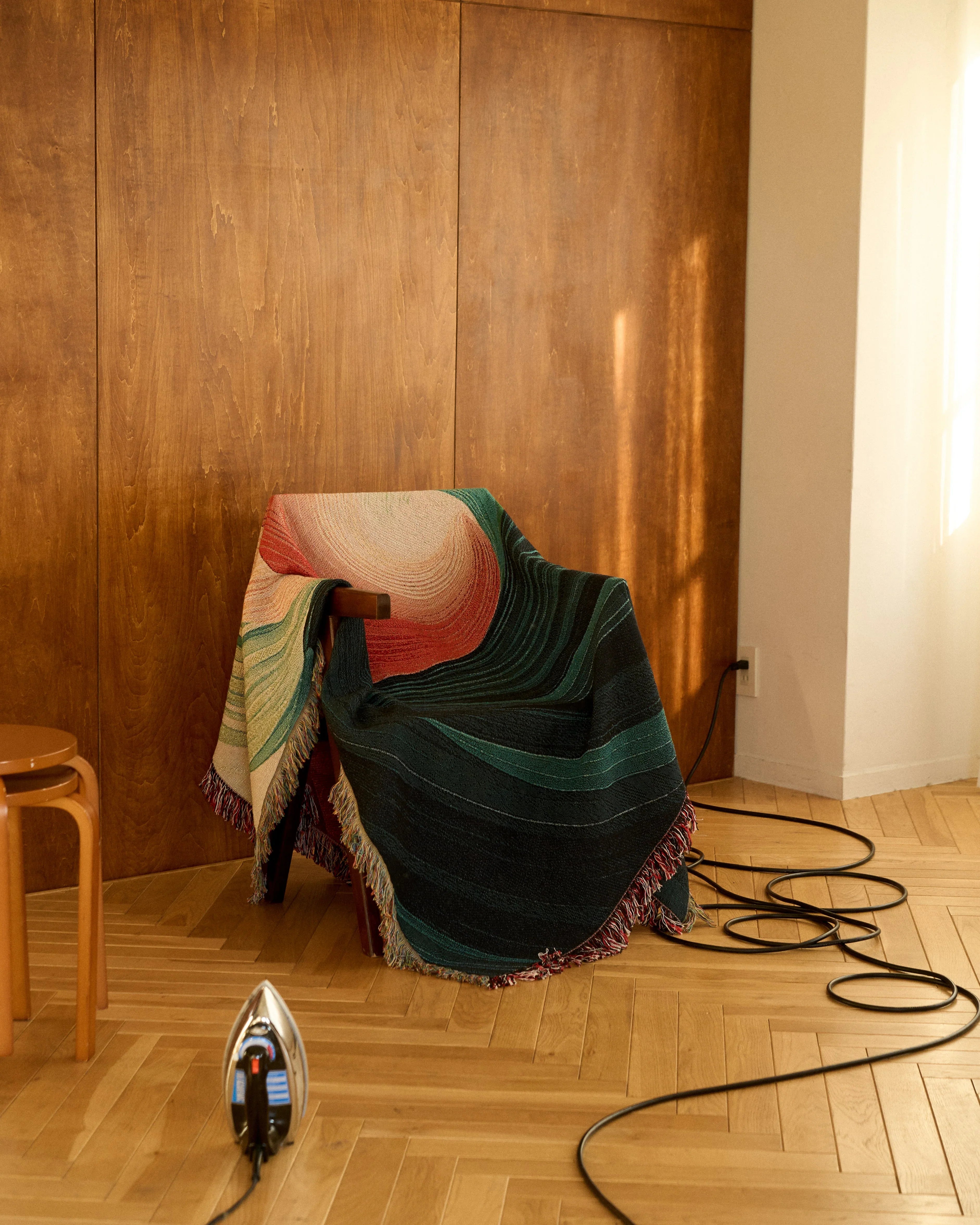 Fluid Spiral Throw Blanket : M