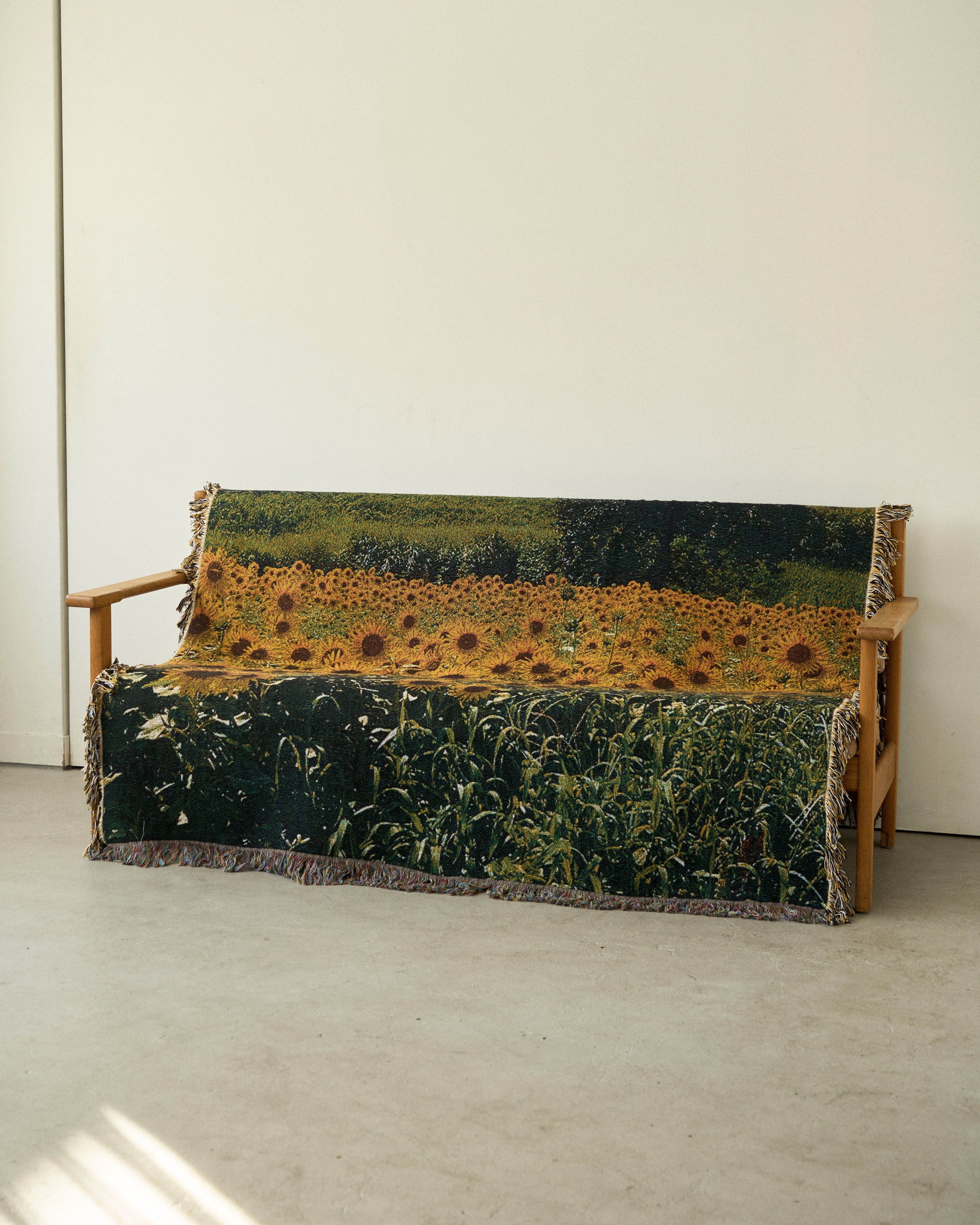 Gone Summer's Day Throw Blanket : L