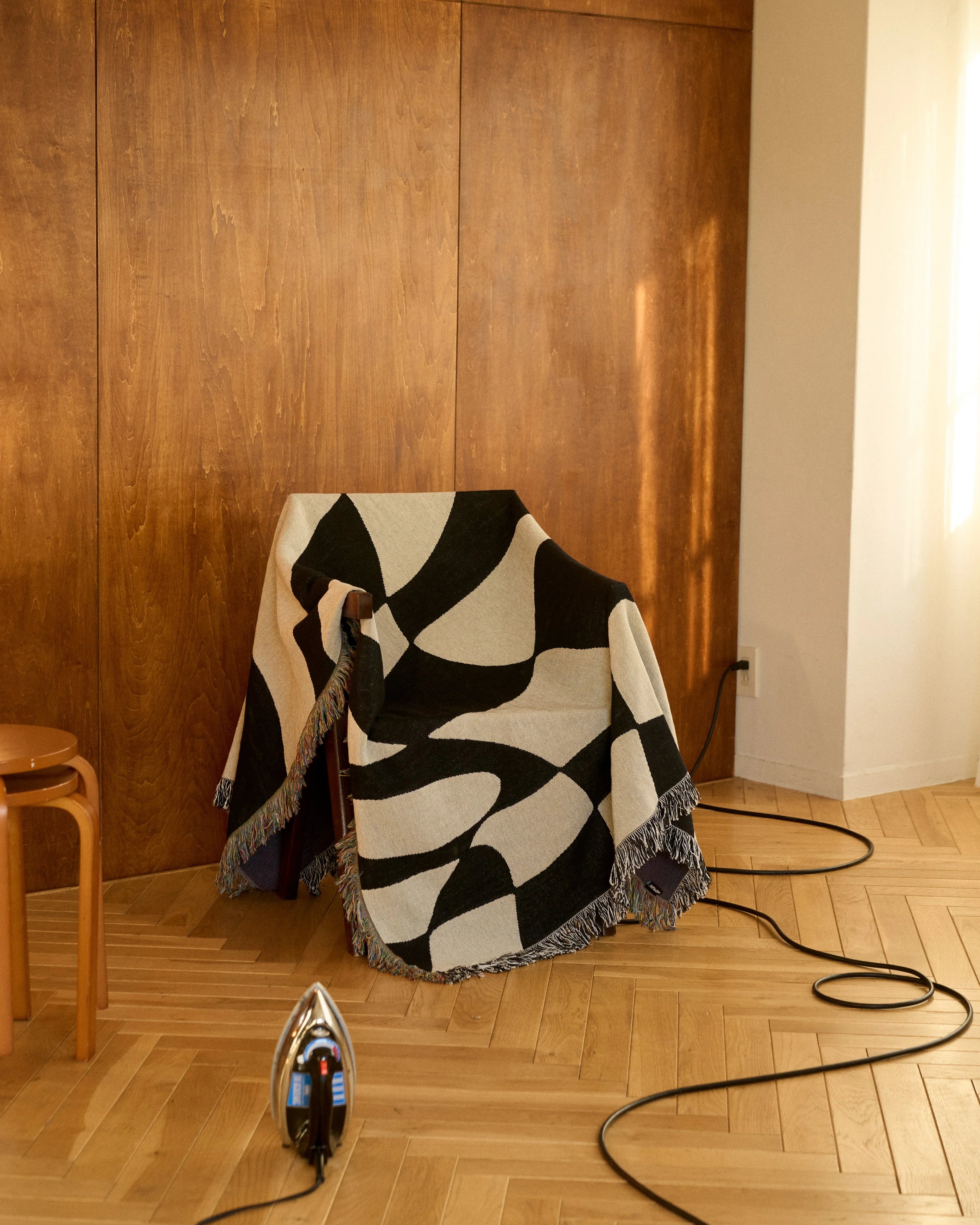 Distorted Check Throw Blanket : M