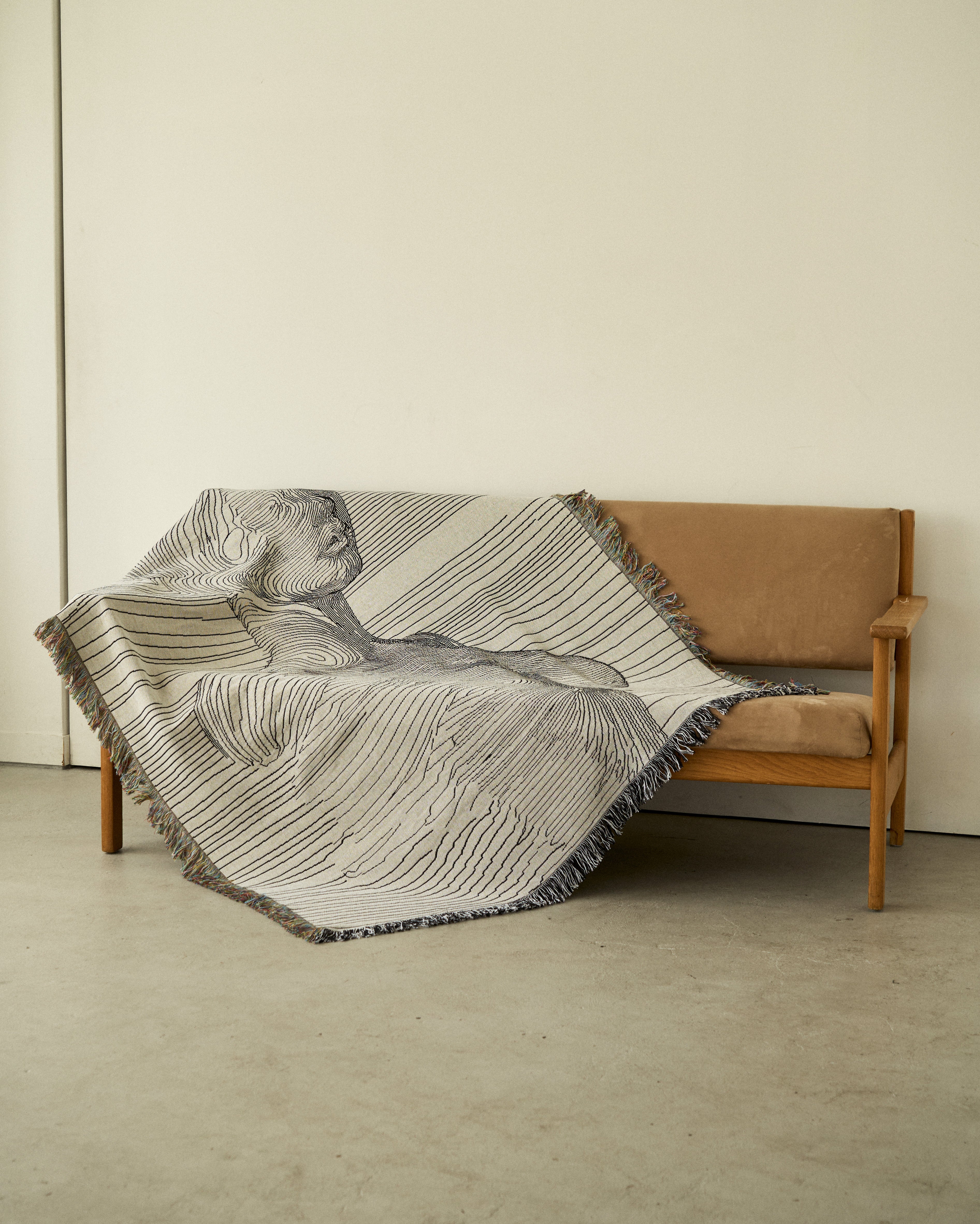 Line Portrait Throw Blanket : M