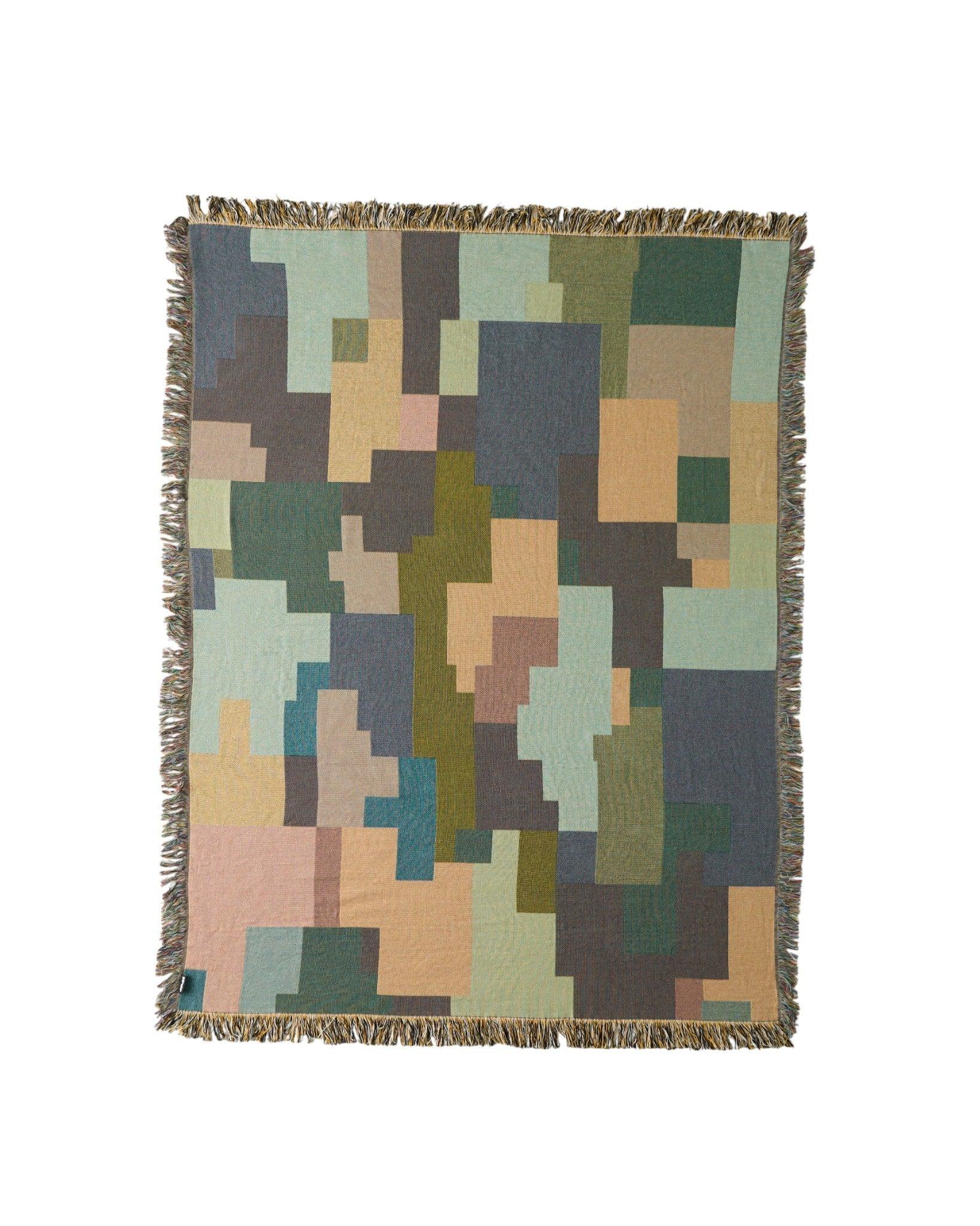 Pixel Throw Blanket : M