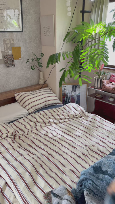 Navy Flow Throw Blanket | iMPeRF