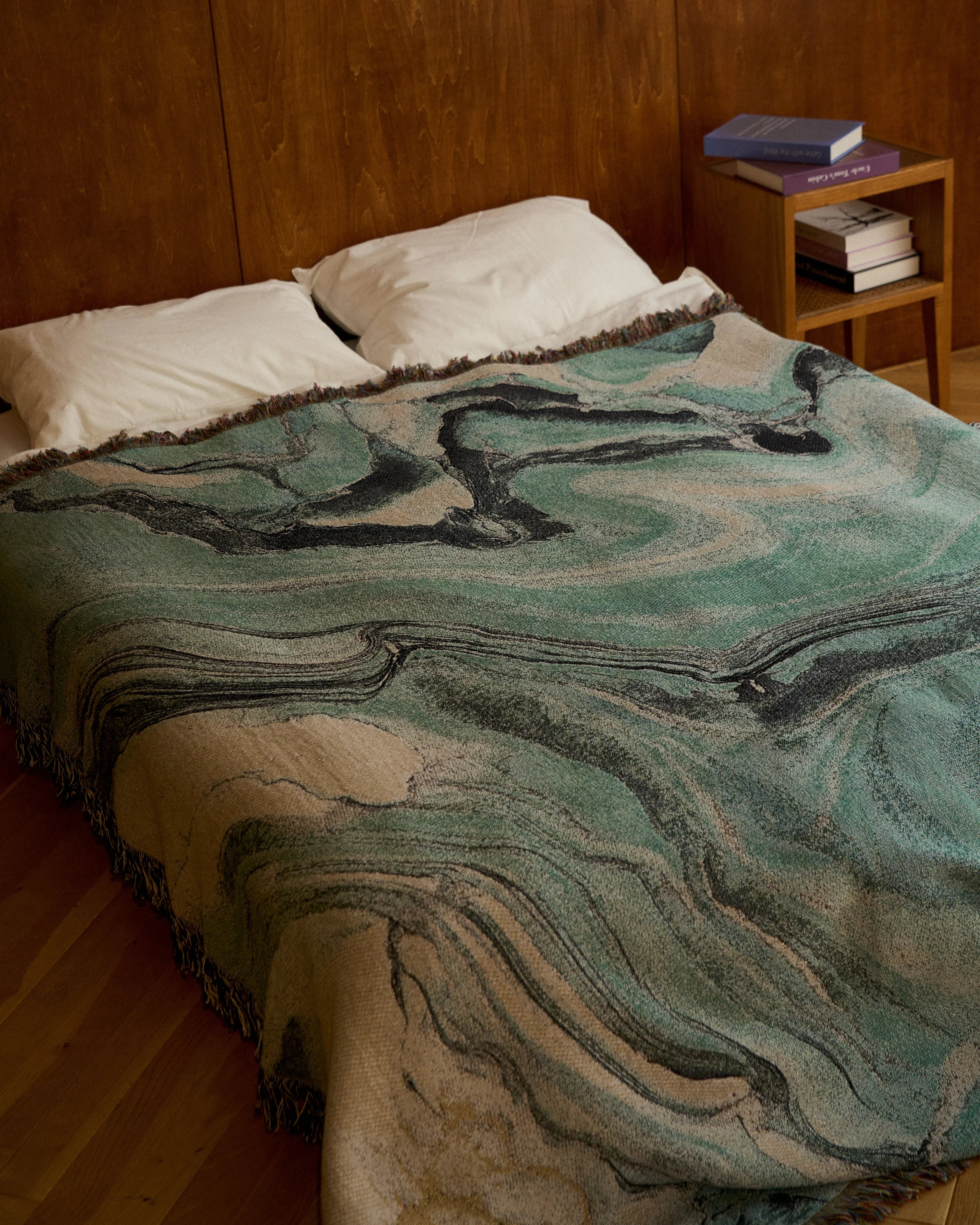 Sky Blue Flow Throw Blanket | iMPeRF