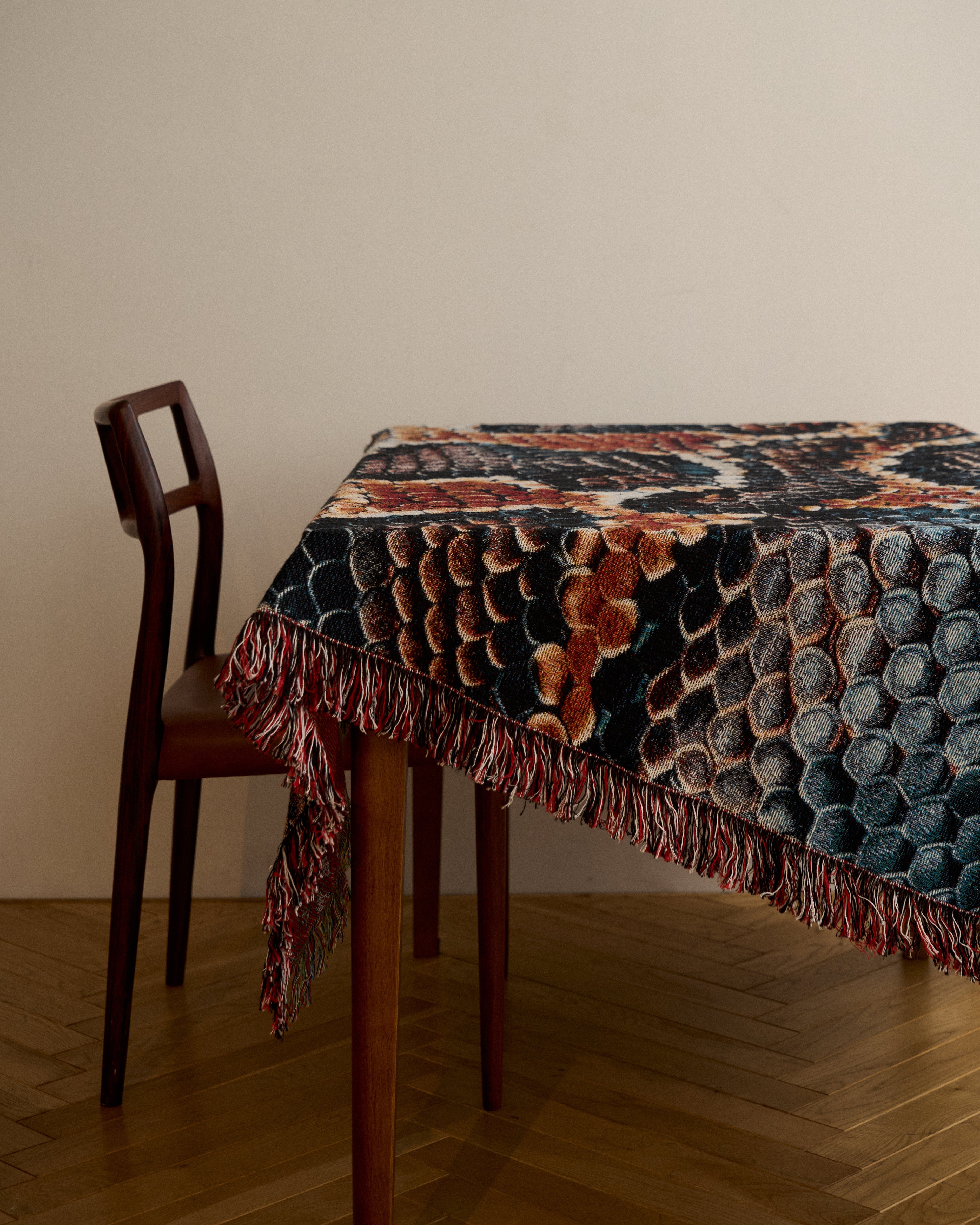 Snake Skin Throw Blanket : M