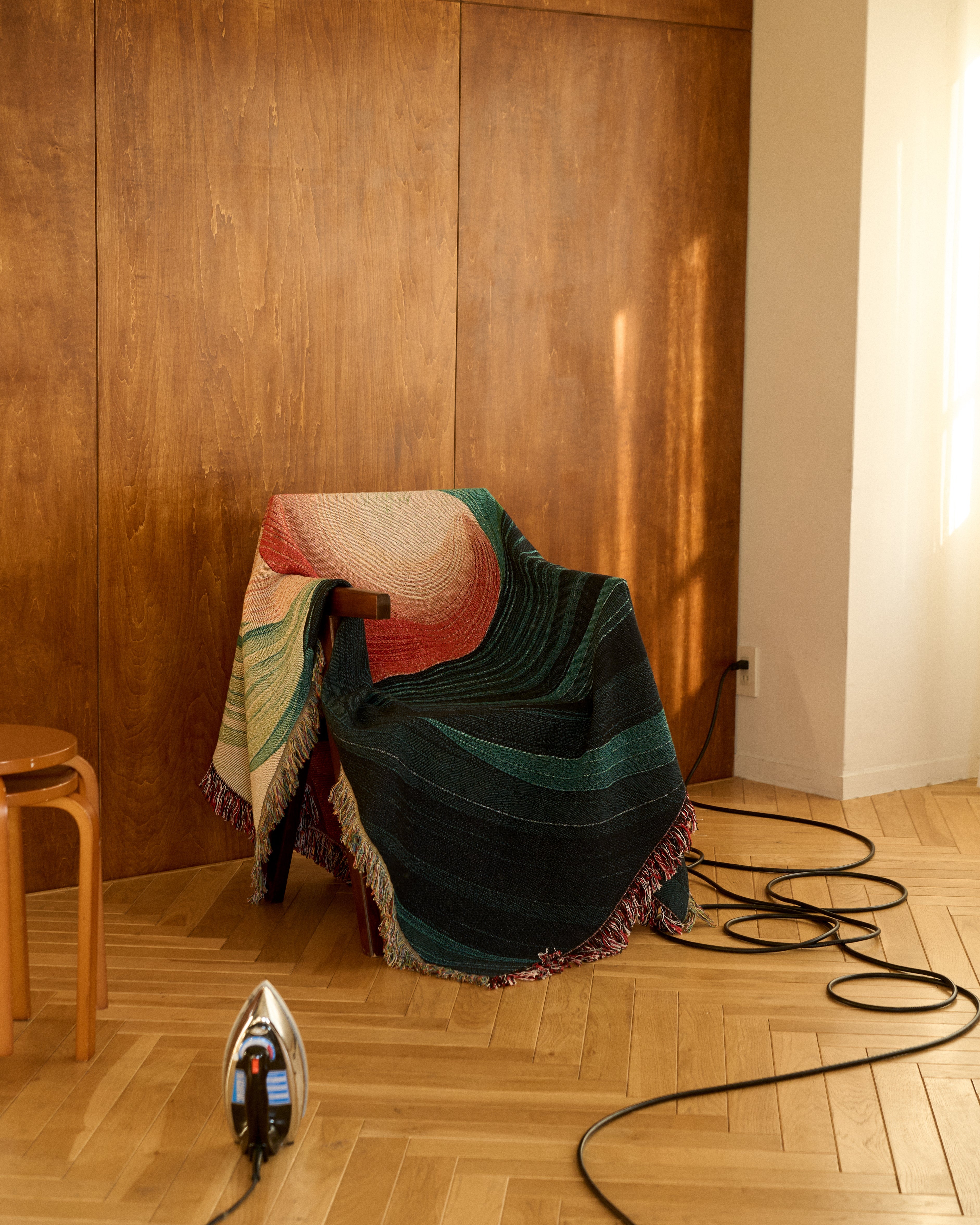 Fluid Spiral Throw Blanket : M