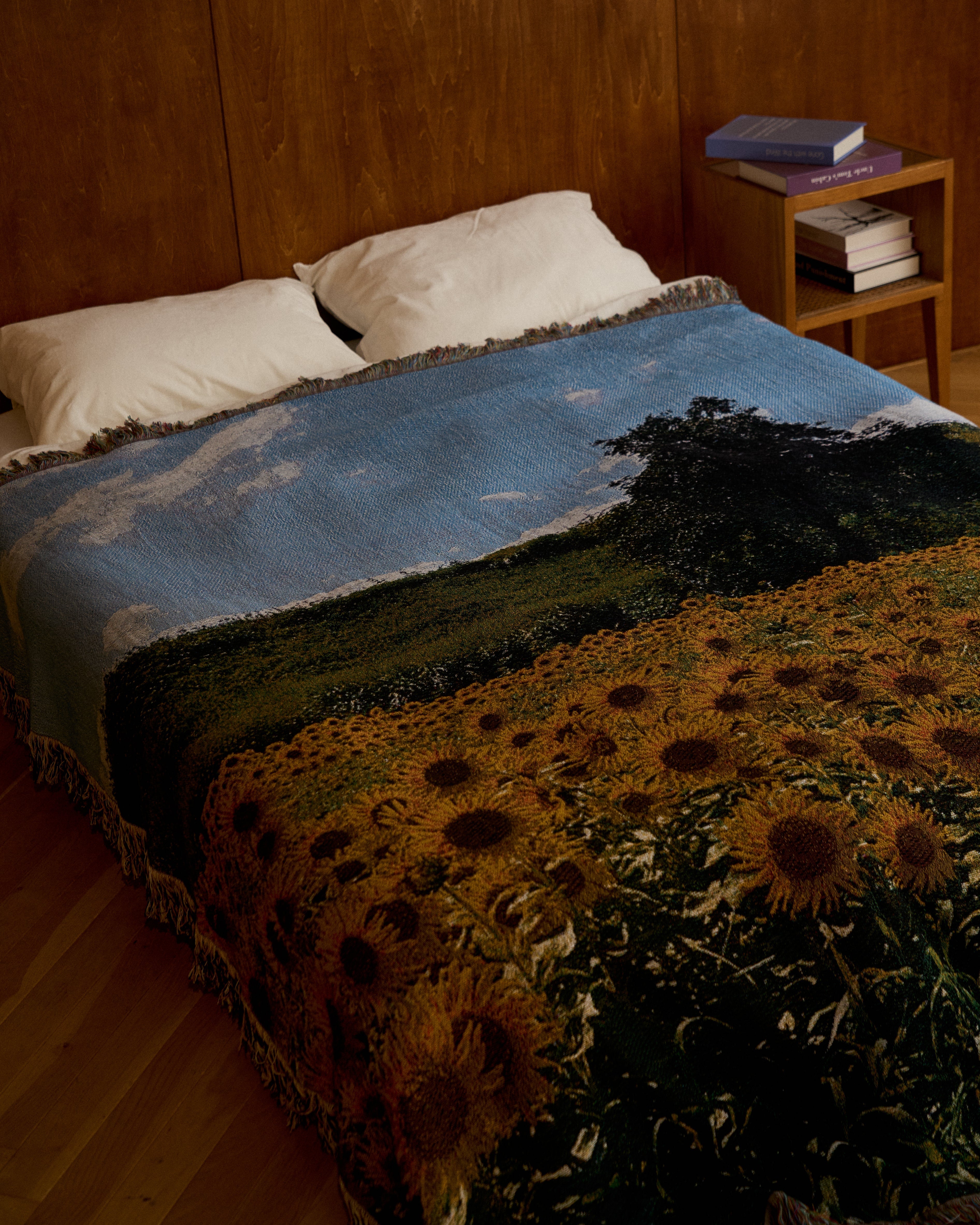 Gone Summer's Day Throw Blanket : L